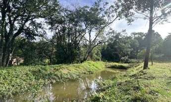 Imagem 1: Sítio a poucos metros do asfalto