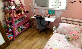 Imagem 6: O apto tem 105 mts, 01 dormitório grande e 01 suíte, a sala tá ampliada (abrimos o terceir