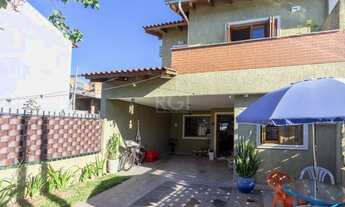 Imagem 2: Porto Alegre - Casa Padrão - Hípica