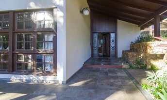 Imagem 3: Porto Alegre - Casa Padrão - Cavalhada