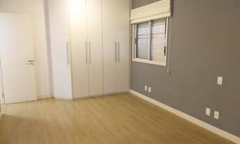 Imagem 6: CARLOS WEBER PRÓXIMO AO SESI