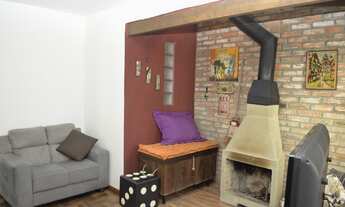 Imagem: Porto Alegre - Casa Padrão - Jardim Sabará