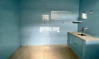 Imagem 4: Sobrado residencial ou comercial - sem garagem - em frente ao Colégio Academia