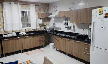 Imagem 3: Linda casa para aluguel Villa Branca 2 Dormitórios sendo duas suítes com closet