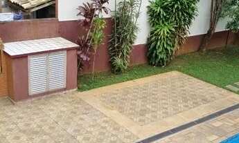 Imagem 4: Casa de condomínio sobrado para aluguel e venda possui 300 metros quadrados com 3 quartos