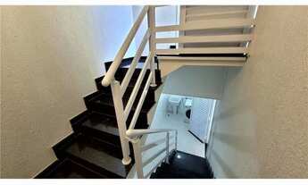 Imagem 2: Sobrado para venda possui 256 metros quadrados com 3 quartos