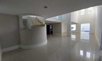 Imagem 6: Casa de condomínio para venda possui 508 metros quadrados com 6 quartos