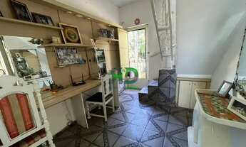 Imagem 2: Casa para aluguel possui 200 metros quadrados com 3 quartos em Jardim Brasil - Botucatu