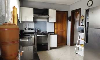 Imagem 4: SOBRADO com 3 dormitórios à venda com 265m² por R$ 1.100.000,00 no bairro Abranches - CURI