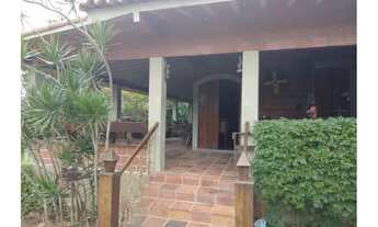 Imagem: Ampla casa isolada em gravatá