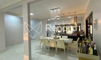 Imagem 4: Linda casa, 4 quartos, 1000m2 de terreno, térrea, reformada, área verde