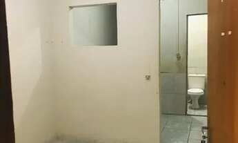 Imagem 3: Aluga-se Kitnet Jordoa 350