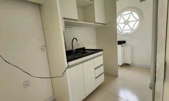 Imagem 3: Apartamento com 2 dormitórios para alugar, 70 m² por R$ 2.956,06/mês - Centro - Florianópo