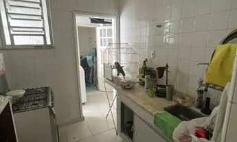 Imagem 2: Oportunidade AP 2quartos 1°quadra da Praia de Icaraí