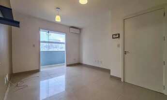 Imagem 2: Apartamento com 2 dormitórios para alugar, 63 m² por R$ 1.450/mês - Hamburgo Velho - Novo