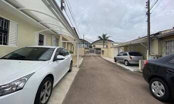 Imagem 2: Vendo casa em condomínio fechado.