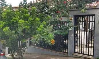 Imagem 2: Aluga ótima casa com 313m² no Santa Lúcia - BH