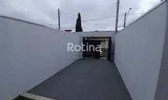 Imagem 2: Casa para alugar, 2 quartos, 1 vaga, Marta Helena - Uberlândia/MG - R$ 1.500,00