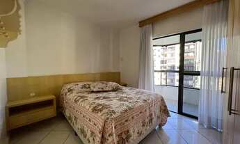 Imagem 2: 03 Dormitórios + Dependência, Sacada c/Churrasqueira, Centro! Amplo Apto!