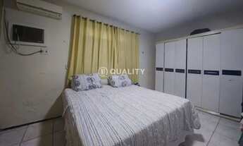 Imagem 7: Casa Plana no Henrique Jorge com 4 quartos