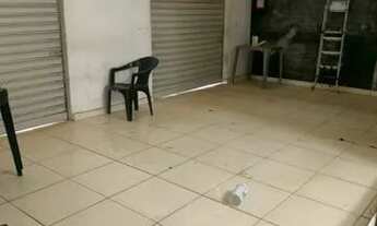 Imagem: Vende-se uma casa com um ponto de comércio