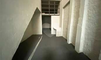 Imagem 7: Galpão com 3 quartos à venda em Centro - SP