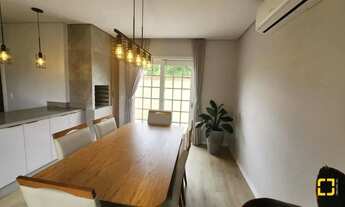 Imagem 3: Casa bairro Carianos - 2 suítes - linda e elegante