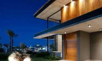 Imagem 5: Sobrado beira lago mobiliado com 4 suítes e piscina à venda - Condomínio Sea Coast - Xangr