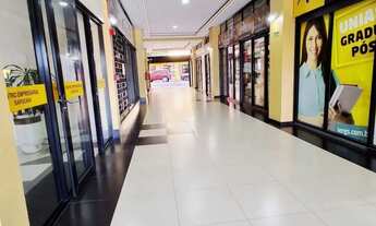 Imagem 2: Apresentamos esta excelente oportunidade de investimento em uma sala comercial localizada