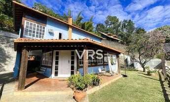 Imagem: Casa com 5 dormitórios à venda, 220 m²