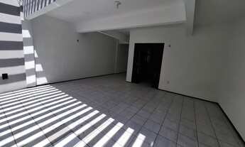 Imagem 4: Casa duplex na Maraponga