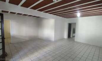 Imagem 3: Casa em Rio Doce com 200m2 de área construída próximo a praia