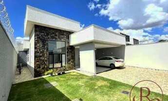 Imagem 2: Casa com 3 Quartos piscina à venda, 178 m² por R$ 950.000 - Setor Três Marias - Goiânia/GO