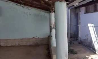 Imagem 6: Imóvel para venda oportunidade, em Av. de 2 pistas no Res. Solar Bougainville