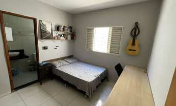 Imagem 4: Casa no Bairro Santa Mônica 3 quartos