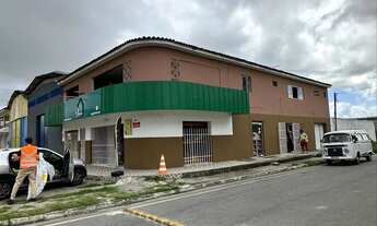 Imagem 2: Vendo predio com casas e ponto comercial