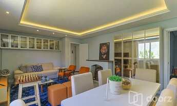 Imagem 6: Imóvel na João Mendes Ouríques com 5 dormitórios e 300m²