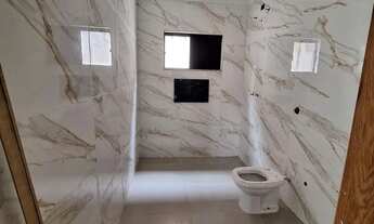 Imagem 2: Vendo casa em fase final de acabamento