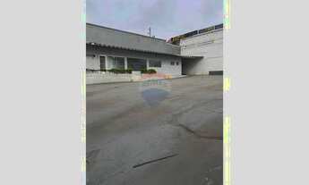 Imagem 7: Sala comercial com estacionamento