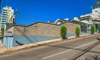 Imagem 2: Casa com 5 dormitórios à venda em Passo Fundo