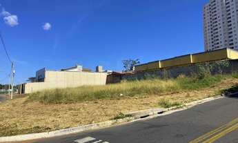 Imagem 3: Lote em frente ao Parque Bernardo Élis