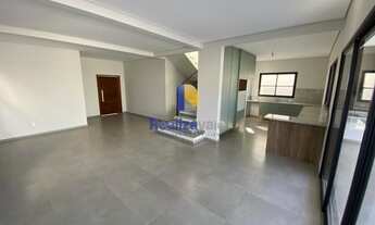 Imagem 7: Oportunidade - Sobrado novo com Piscina em Condomínio Fechado!