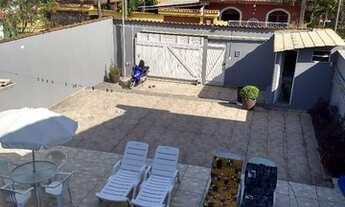 Imagem 7: Casa com piscina