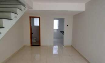 Imagem: Casa duplex à venda, 2 quartos, 1 vaga