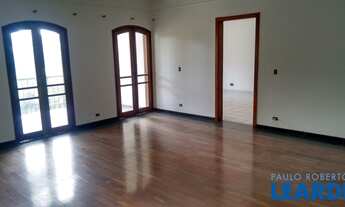 Imagem: CASA ASSOBRADADA - MORUMBI - SP