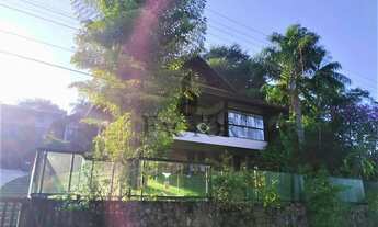 Imagem: Encantadora casa localizada no Centro de