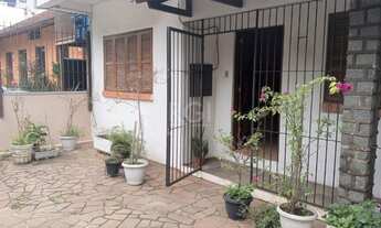 Imagem 1: Porto Alegre - Casa Padrão - Petrópolis