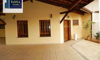 Imagem: Casa com 3 dormitórios (sendo 1 suíte)