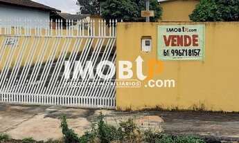 Imagem: Casa 3Q, Rua Visconde, Centro, prox ao Mercado