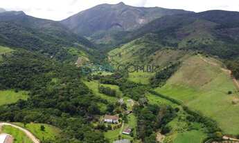 Imagem 4: MARAVILHOSA FAZENDA DE 30 HA EM ARARAS RJ - RARA BELEZA NATURA E ARQUITETÔNICA DA ERA COLO